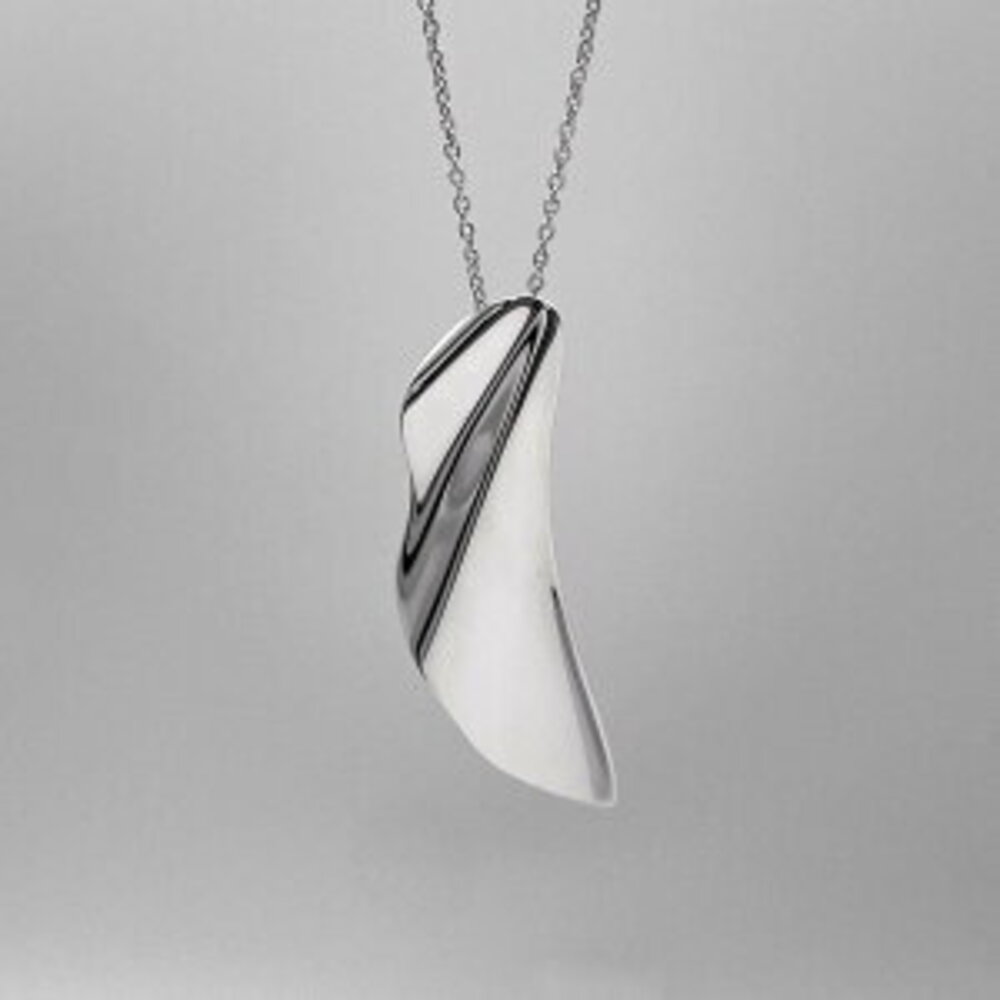 Tiffany Co High Tide Feather Ripple Necklace Sterling Silver Newly Polished